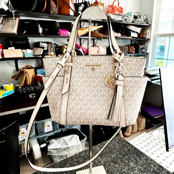 Michael Kors Logo Top-Zip Tote Bag Retail $258 - Picture 10 of 11